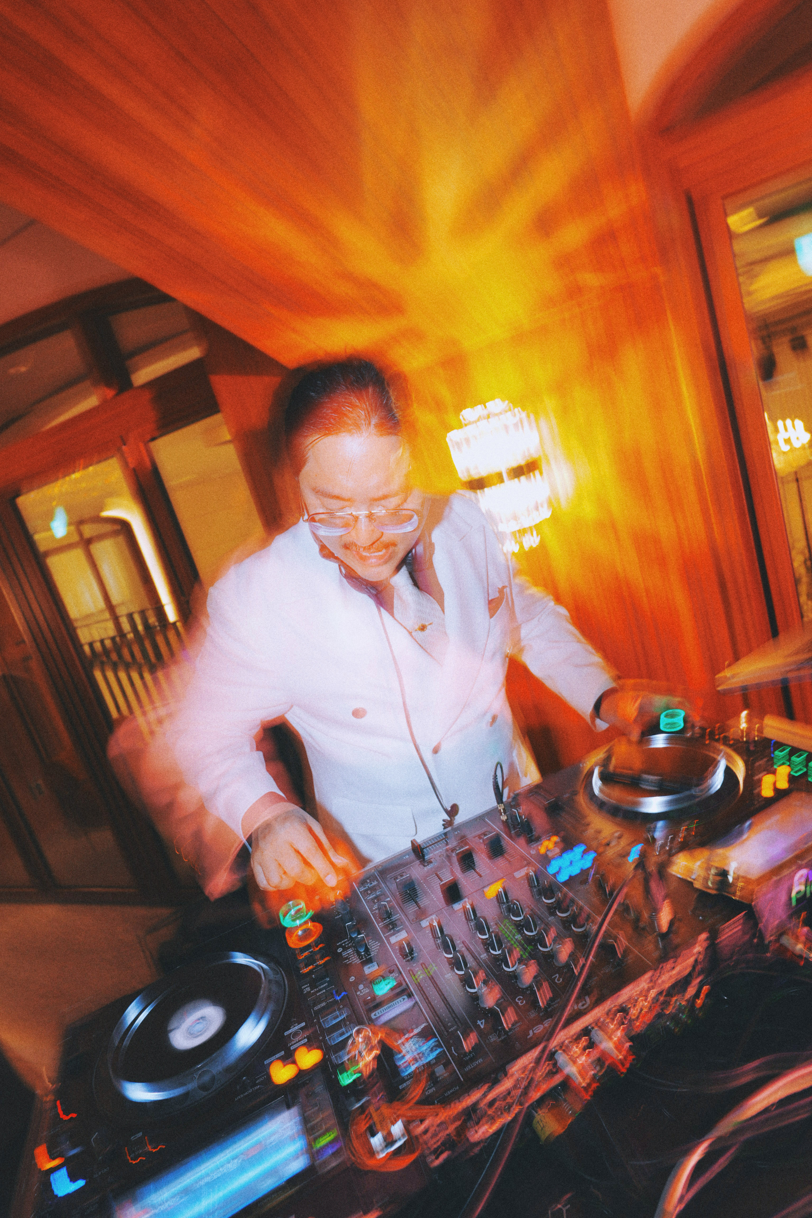 TC playing a DJ set
